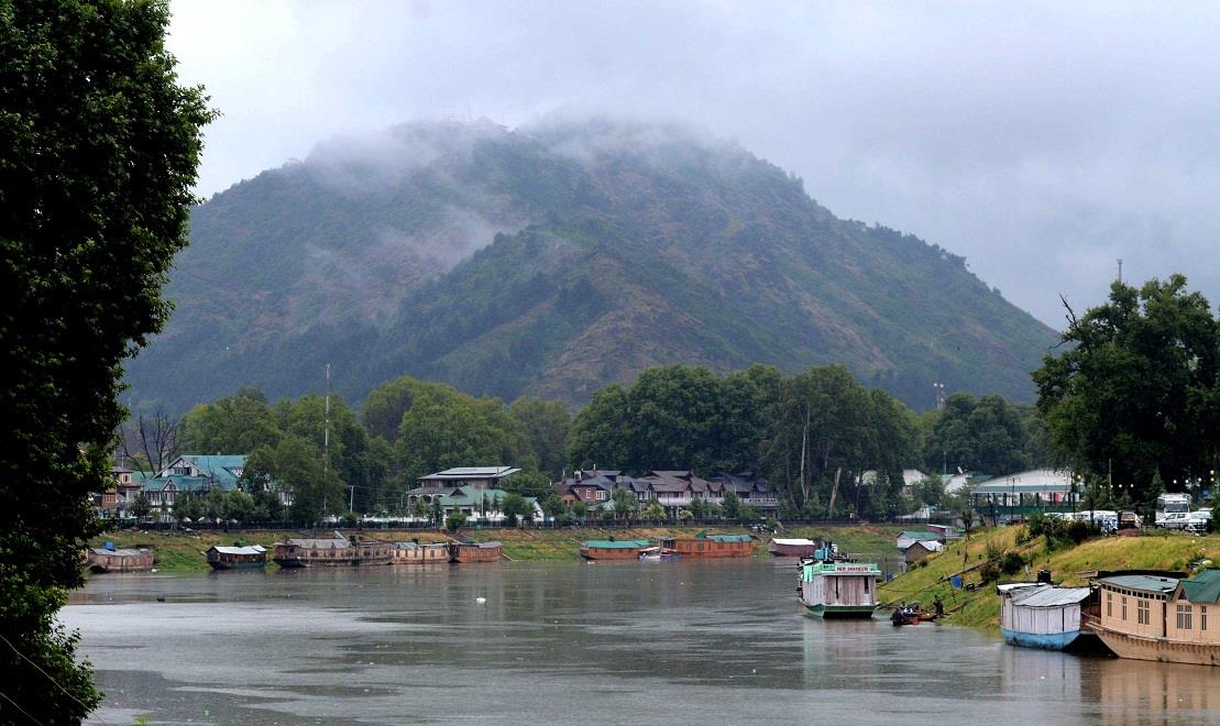 Flood threat in Kashmir is over: Sonum Lotus